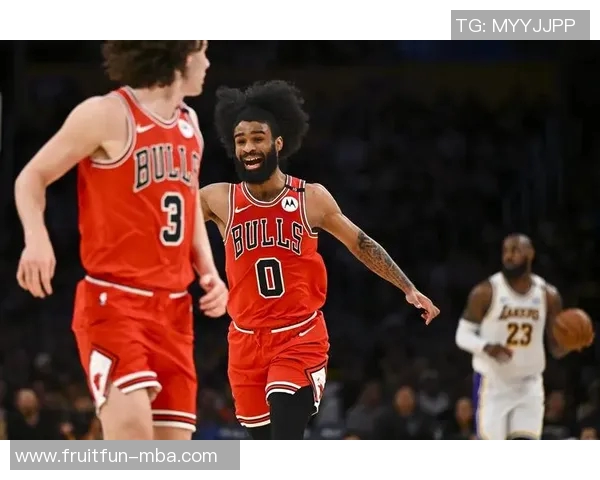 2001年湖人与公牛的经典对决回顾与精彩瞬间分析